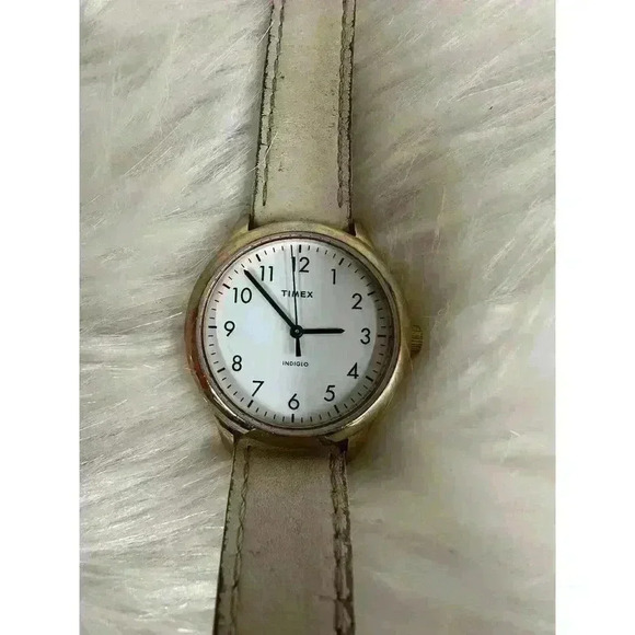 Timex TW2172400 Women's Leather Strap Analog Dial Quartz Genuine Watch RQ455 - Picture 1 of 8